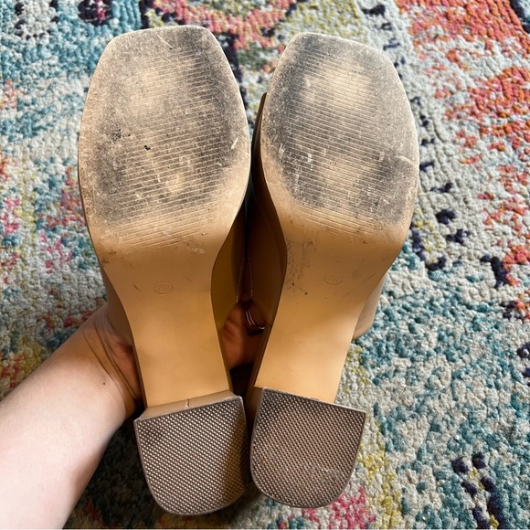 Cushionarie Cupid Platform Dress Sandals size 7 W - Picture 4 of 6